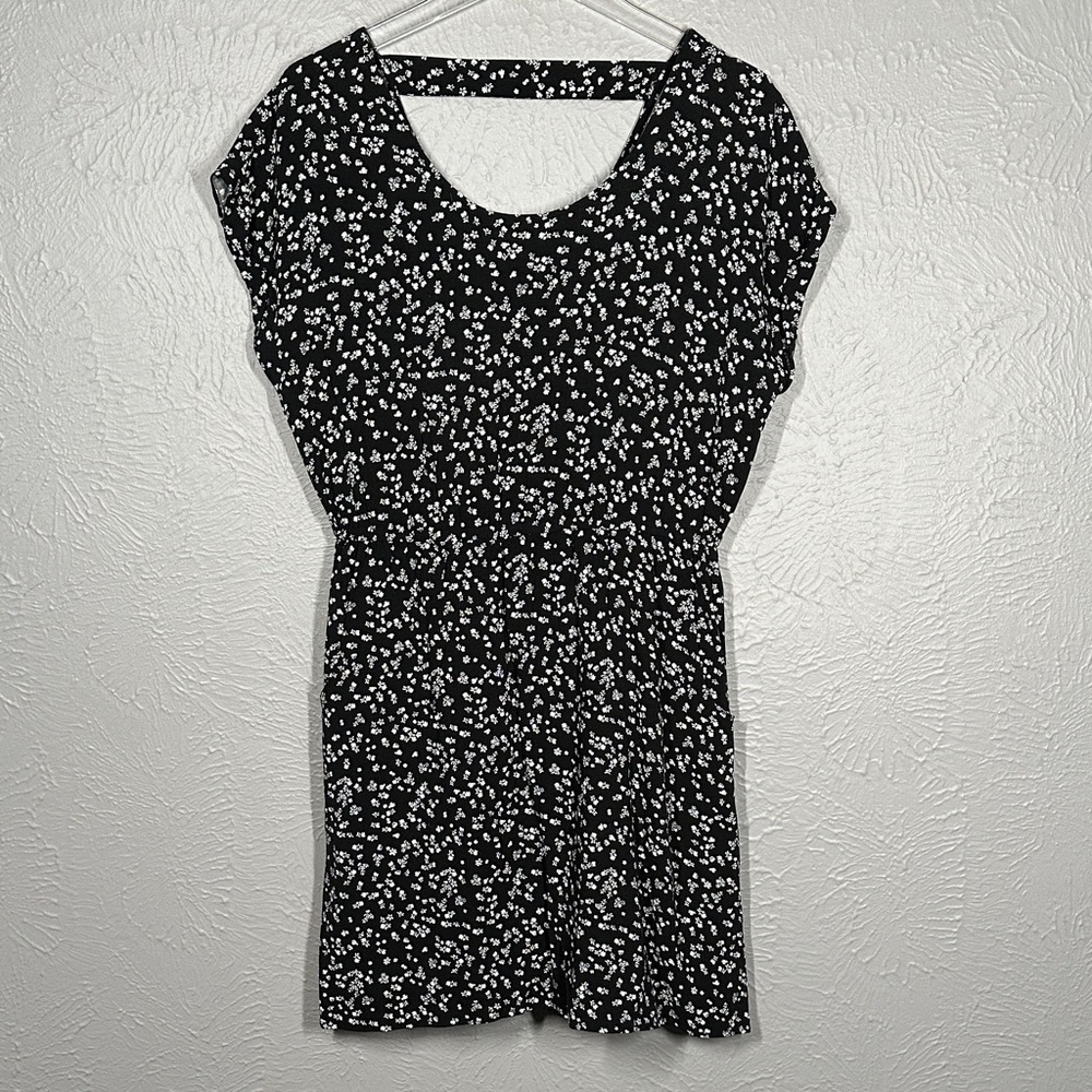 Pink Republic Black and White Floral Short Sleeve Dress Women's Size Large